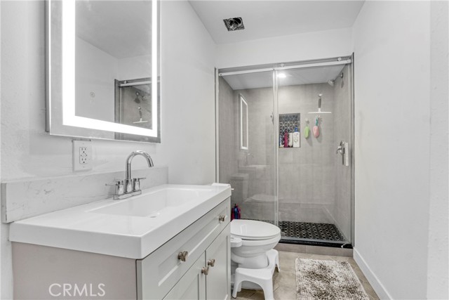 Detail Gallery Image 19 of 26 For 2791 Stearns St #27,  Simi Valley,  CA 93063 - 3 Beds | 2/1 Baths