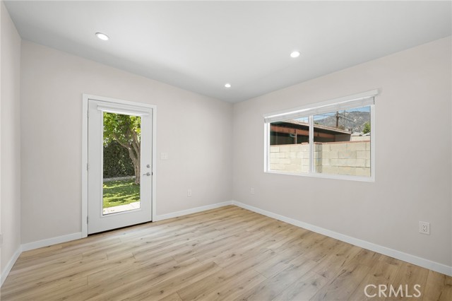 Detail Gallery Image 14 of 20 For 1159 Western Ave #a, Glendale,  CA 91201 - 2 Beds | 2 Baths