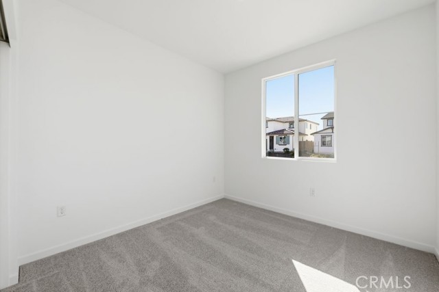 Detail Gallery Image 8 of 22 For 33238 Damask Ln, French Valley,  CA 92596 - 4 Beds | 3 Baths