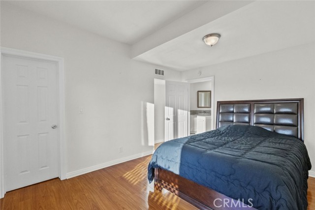 Detail Gallery Image 20 of 36 For 1523 E Windsor Rd 209a,  Glendale,  CA 91205 - 2 Beds | 1/1 Baths
