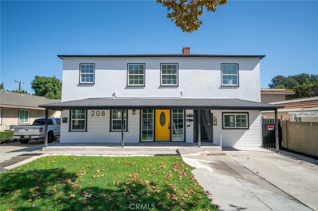 Quadruplex at 208 S Illinois