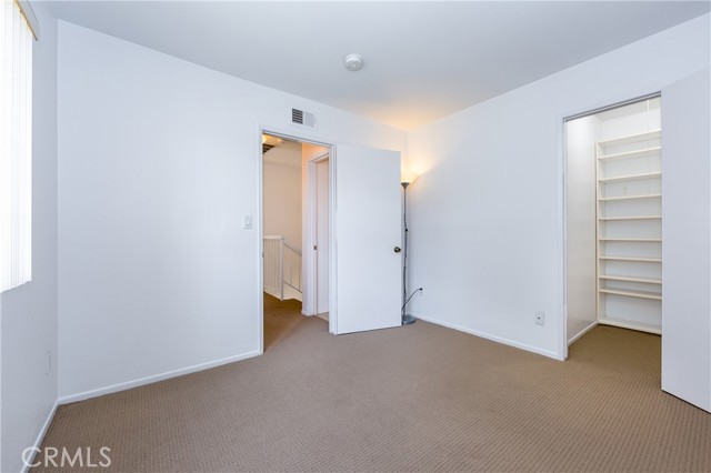 Detail Gallery Image 15 of 26 For 6500 Tampa Ave #1,  Reseda,  CA 91335 - 4 Beds | 2 Baths