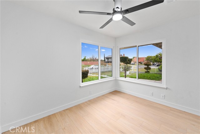 343 W Orchard Street, Rialto CA: https://media.crmls.org/medias/aae7b700-3396-45ae-bc20-cb56374fe7c2.jpg