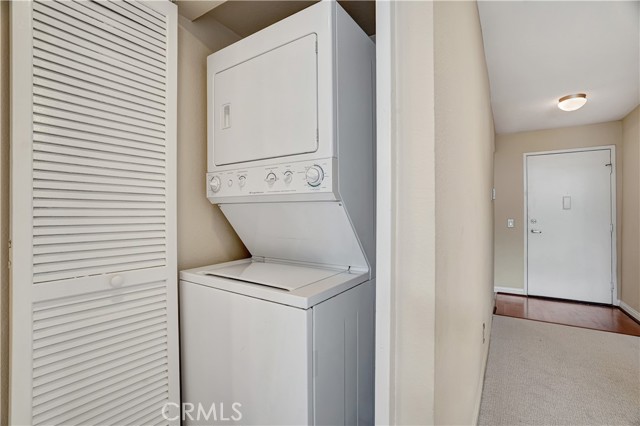 5510 Owensmouth Avenue, Woodland Hills CA: https://media.crmls.org/medias/aae7fff6-c021-44f6-863b-cfe100dfde59.jpg
