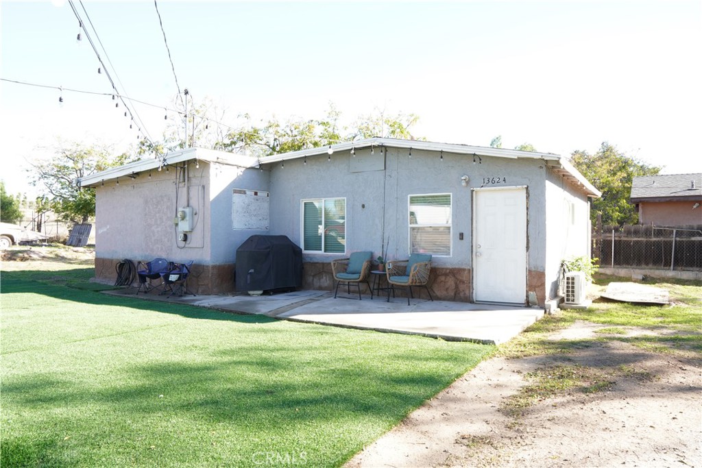 Duplex at 13622 Day Street