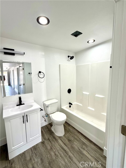 Detail Gallery Image 6 of 9 For 2368 E 107 Th St, Los Angeles,  CA 90002 - 3 Beds | 1 Baths