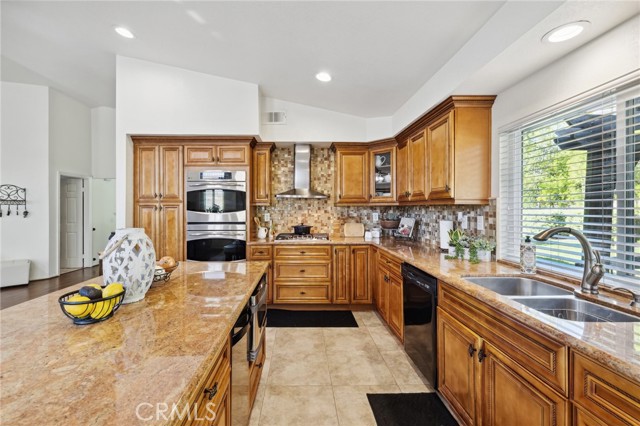 Image 17 of 50 For 6752 Laurelbrook Drive
