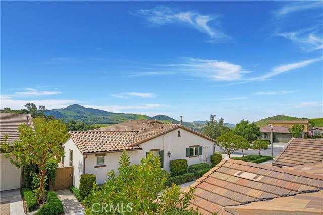 112 Cerrero Court, Rancho Mission Viejo CA: https://media.crmls.org/medias/aaeadc10-0a77-49ff-8c1b-284160583c9f.jpg