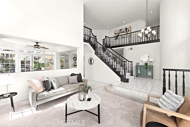 21251 Hillgate Circle, Rancho Santa Margarita CA: https://media.crmls.org/medias/aaeaf723-05b0-4347-be4c-8bfb5871adf8.jpg