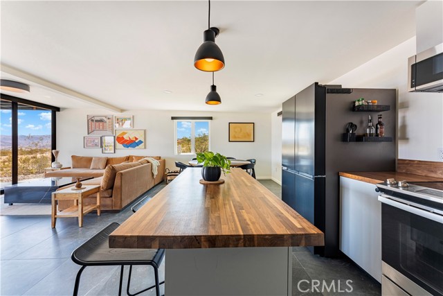 62176 Highland View Drive, Joshua Tree CA: https://media.crmls.org/medias/aaebcab7-329d-49d9-a54e-90e15464df60.jpg