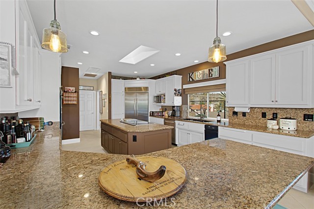 Detail Gallery Image 11 of 42 For 26654 Chad Ct, Hemet,  CA 92544 - 3 Beds | 2/1 Baths