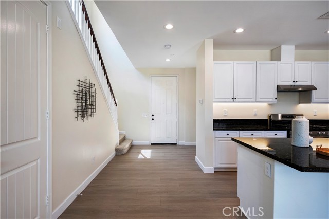 Image 6 of 39 For 30316 Slate Street
