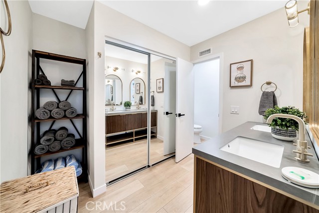 Detail Gallery Image 36 of 44 For 2809 Olive Ln, Santa Ana,  CA 92706 - 4 Beds | 2 Baths