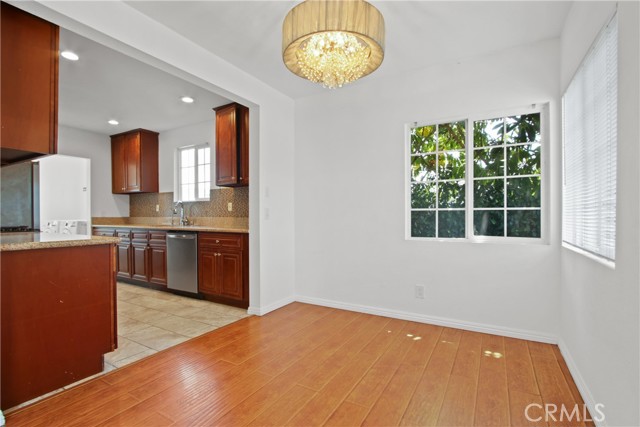 2563 W Carson Street, Torrance CA: https://media.crmls.org/medias/aaf17332-96ab-40c9-8fd7-c1c3e564b669.jpg
