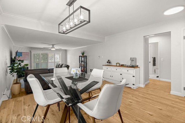 Detail Gallery Image 4 of 36 For 1321 Beryl St #101,  Redondo Beach,  CA 90277 - 3 Beds | 2/1 Baths