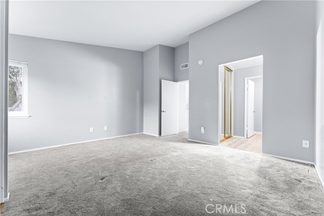 83 Weepingwood, Irvine CA: https://media.crmls.org/medias/aaf18750-b57f-465c-be17-add1f8805e56.jpg