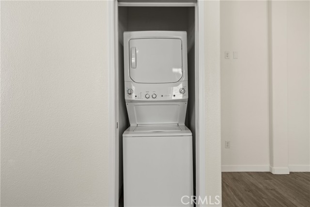 8250 Lankershim Boulevard, Space 19 photo 11