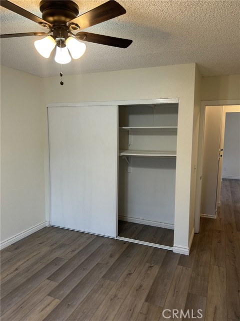 Detail Gallery Image 11 of 27 For 4832 Mitchell Ave, Riverside,  CA 92505 - 2 Beds | 2 Baths