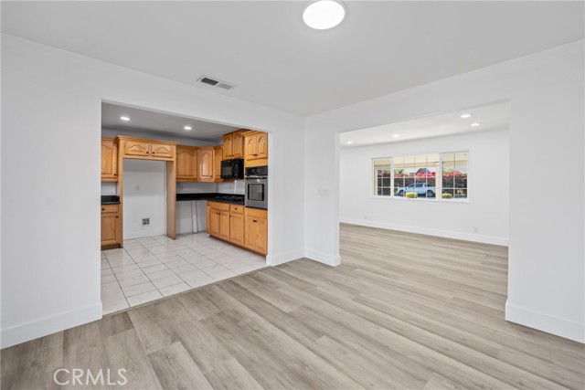 Detail Gallery Image 17 of 35 For 12040 Kristen Ct, Moreno Valley,  CA 92557 - 3 Beds | 2 Baths