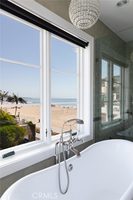Detail Gallery Image 28 of 62 For 300 the Strand, Manhattan Beach,  CA 90266 - 4 Beds | 7/2 Baths