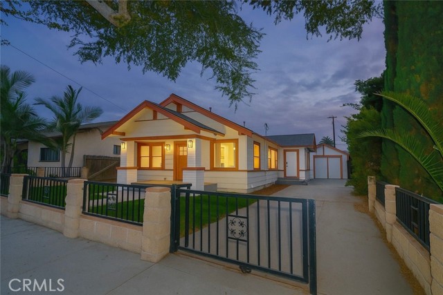 Front Image Thumbnail for CROC25260438