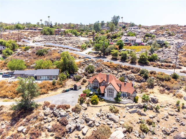 Detail Gallery Image 8 of 49 For 27812 Vista Del Valle, Hemet,  CA 92544 - 3 Beds | 2/1 Baths