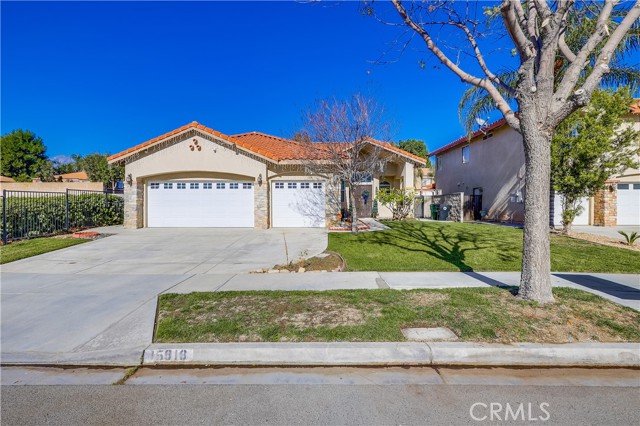 Detail Gallery Image 1 of 68 For 15918 Katherine St, Fontana,  CA 92335 - 4 Beds | 2 Baths