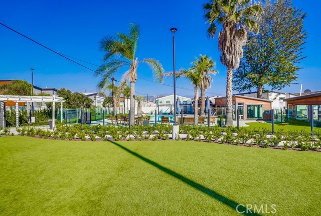 8250 Lankershim Boulevard, Space 19 photo 12
