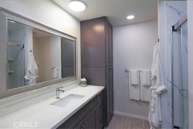 382 E California Boulevard, Pasadena CA: https://media.crmls.org/medias/aaf5d79b-7289-4bdd-a146-a2f1a4cdefef.jpg