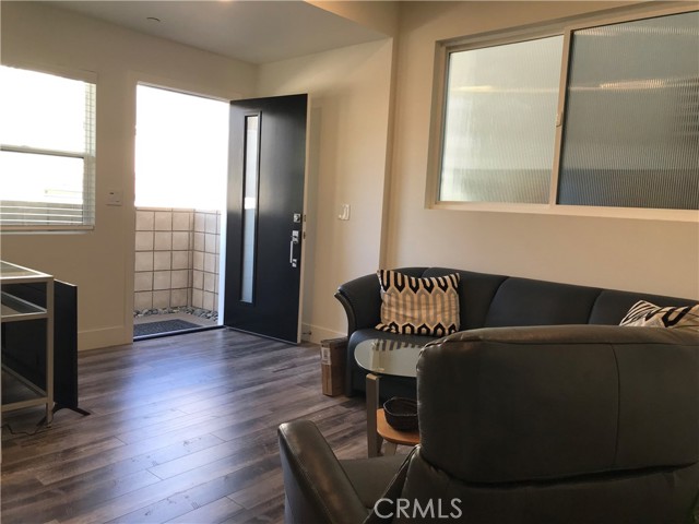 Detail Gallery Image 41 of 47 For 48 57th Pl, Long Beach,  CA 90803 - 5 Beds | 3/1 Baths