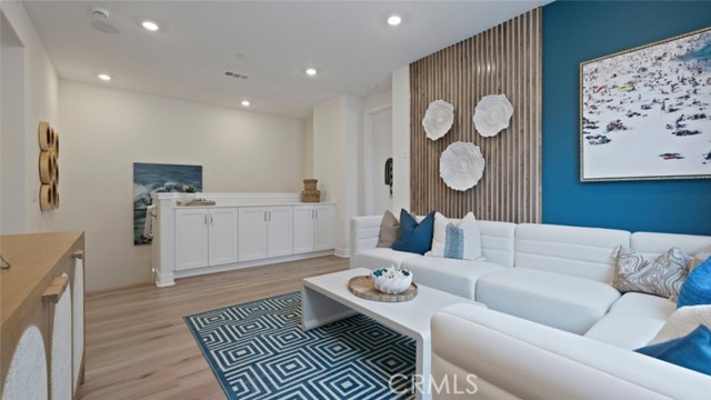 Detail Gallery Image 20 of 34 For 217 Westdale, Irvine,  CA 92618 - 3 Beds | 2/1 Baths