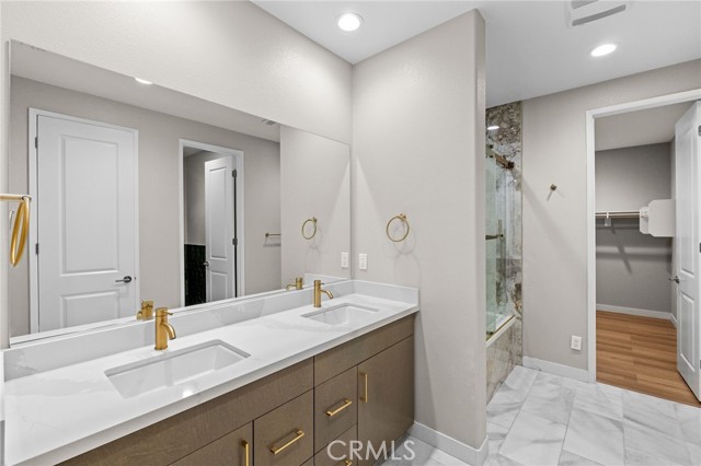 Image 36 of 60 For 431 Daniella Way