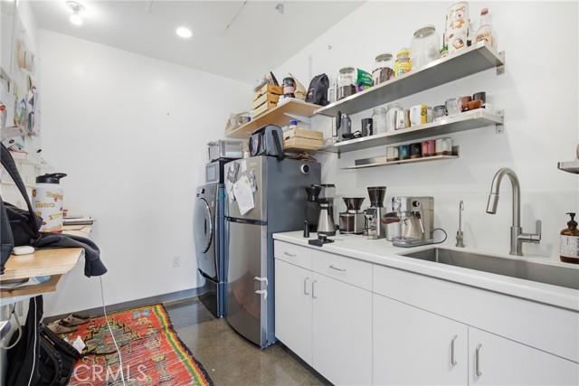  Commercial for Sale in Los Angeles, California