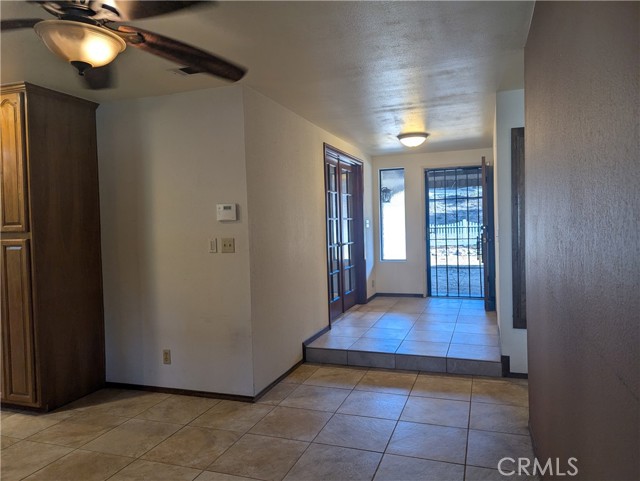 Detail Gallery Image 8 of 36 For 1205 Coronet Dr, Riverside,  CA 92506 - 3 Beds | 2 Baths