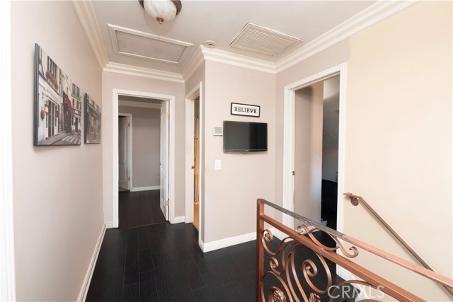 Detail Gallery Image 27 of 59 For 1226 Stratford Ln, San Dimas,  CA 91773 - 4 Beds | 3/1 Baths