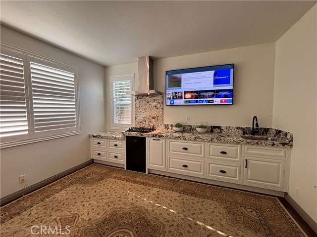 Detail Gallery Image 3 of 10 For 6863 Persimmon #B,  Chino,  CA 91710 - 1 Beds | 1 Baths