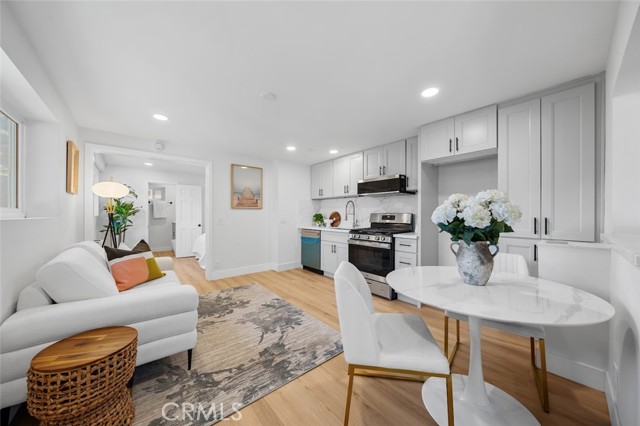 Detail Gallery Image 26 of 31 For 2838 Lambert, Los Angeles,  CA 90068 - 7 Beds | 7 Baths