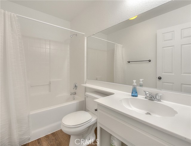 13207 Eastview, Victorville CA: https://media.crmls.org/medias/aaf9b12f-439d-49bd-9834-19b3ef2e3dda.jpg