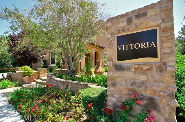 53 Via Armilla, San Clemente CA: https://media.crmls.org/medias/aaf9db4e-7974-4562-ad36-40530d147589.jpg