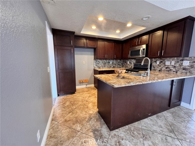 Detail Gallery Image 9 of 18 For 1192 Timbergate Ln #19,  Brea,  CA 92821 - 2 Beds | 2 Baths