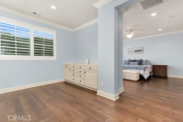 Detail Gallery Image 20 of 34 For 24008 Schoenborn St, West Hills,  CA 91304 - 6 Beds | 5/1 Baths