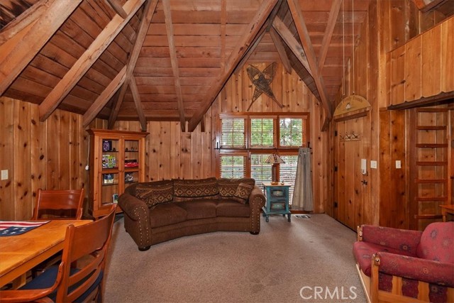 Detail Gallery Image 10 of 17 For 295 Sunset, Lake Arrowhead,  CA 92352 - 3 Beds | 2 Baths