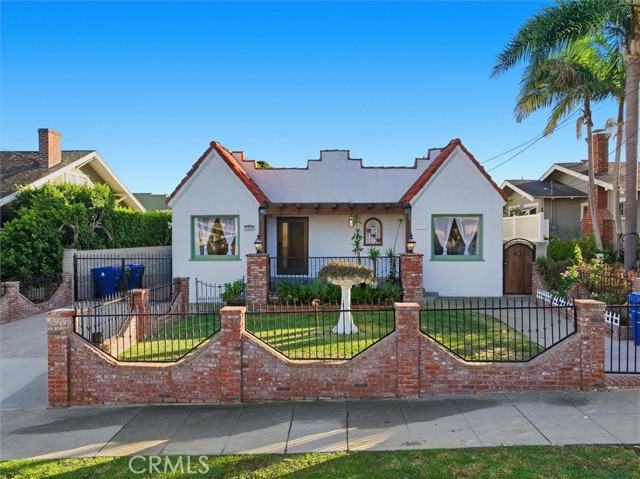 Detail Gallery Image 3 of 62 For 559 W 39th St, San Pedro,  CA 90731 - 3 Beds | 3 Baths