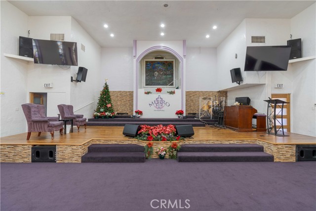 4200 Hooper Avenue, Los Angeles, California 90011, ,Commercial Lease,For Rent,4200 Hooper Avenue,CRPW25081386