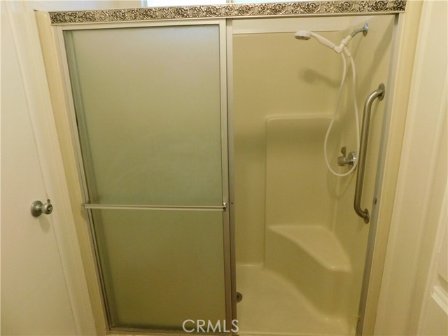 2230 Lake Park Drive, San Jacinto CA: https://media.crmls.org/medias/aafda15f-a5c4-4534-83b4-66b3e6a36f1a.jpg