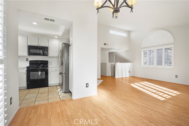 Detail Gallery Image 8 of 37 For 25132 Steinbeck Ave #F,  Stevenson Ranch,  CA 91381 - 2 Beds | 2 Baths
