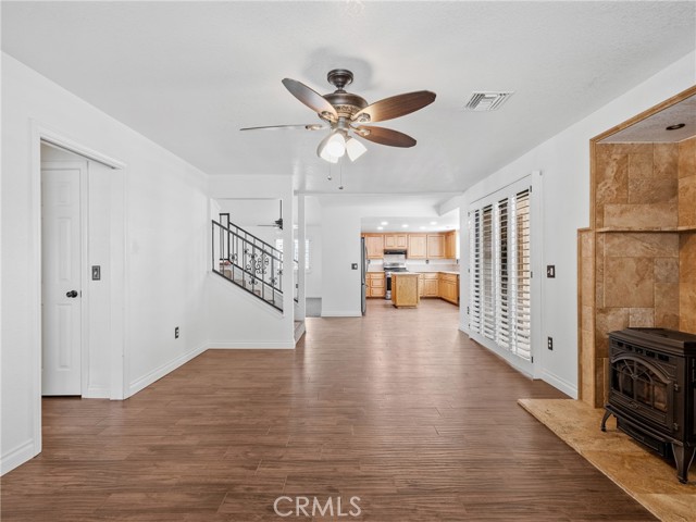 12596 Whispering Springs Road, Victorville CA: https://media.crmls.org/medias/aafe15e4-8668-402d-a63c-a363a0614e86.jpg