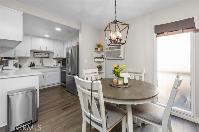 Detail Gallery Image 3 of 29 For 3050 S Bristol, Santa Ana,  CA 92704 - 1 Beds | 1 Baths