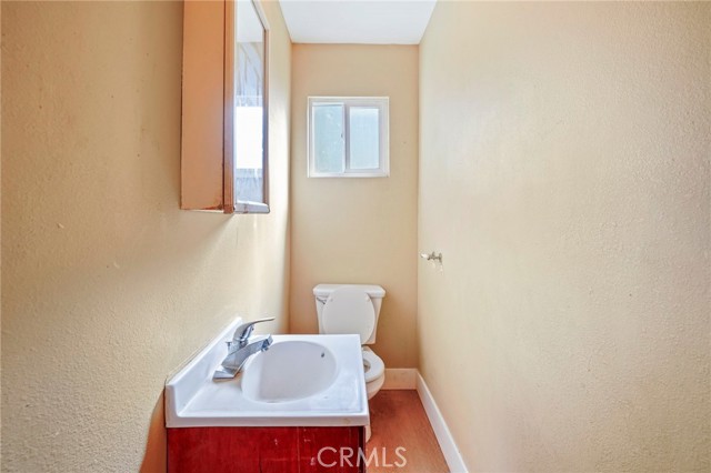 Detail Gallery Image 7 of 10 For 2244 E 117th St, Los Angeles,  CA 90059 - 5 Beds | 2 Baths