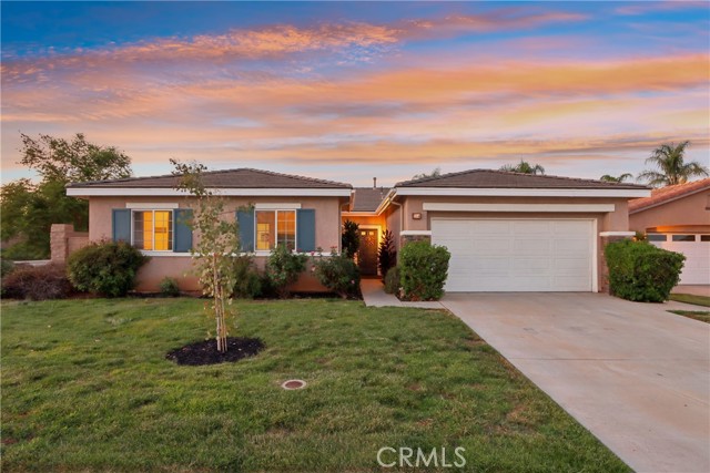 Detail Gallery Image 7 of 39 For 25644 Mountain Glen Cir, Menifee,  CA 92585 - 4 Beds | 2 Baths